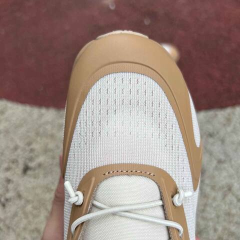 On Cloudsolo 3WF30604615 Dark Sand Cream US 5 EU 36 UK 3 JP 22 Running Shoe Running Sneakers - Women's (BS-86767)
