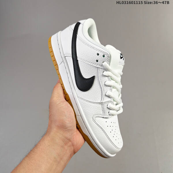 Nike SB Dunk Low ZoomAir lifestyle