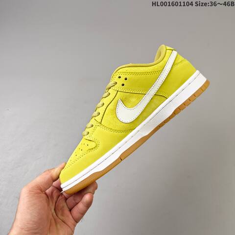 Nike SB Dunk Low Pro ISO Orange Label Saturn Gold Lifestyle (BS-63891)