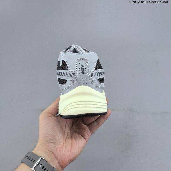 Nike Initiator grey black cream EU 36-45 running shoe