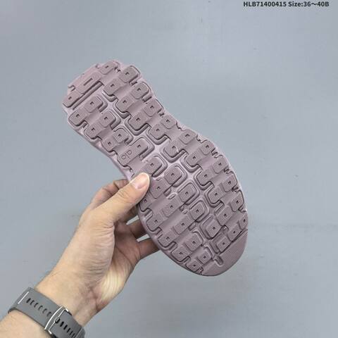 Alo Yoga Alo Runner 36 ID HLB7140 1 1 Replica High-end Men s And Women s Fashion Sports Running And Basketball Shoes Up To 95 Off Retail During The Current Promotion Casual Lifestyle Sneakers (BS-88128)