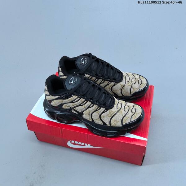 Nike Air Max Plus black pink purple silver EU 40-46 running shoe