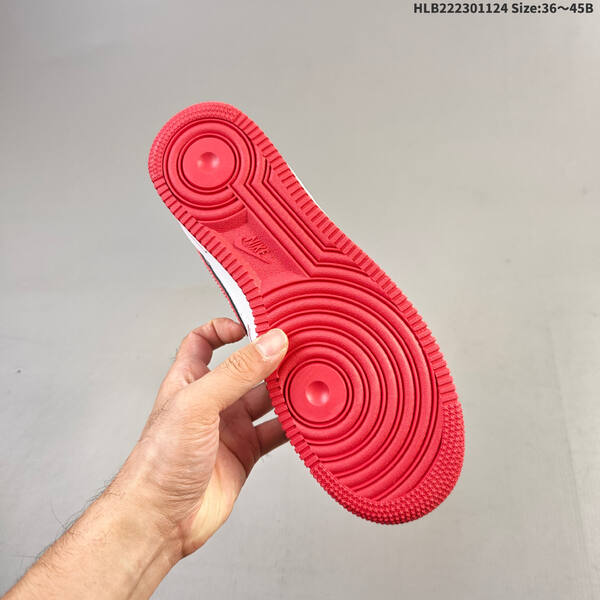 Nike Air Force1 07 low off white lifestyle