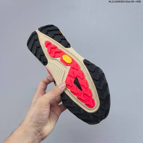 Nike ZoomX Zegama Trail Red Beige Black White EU 36-45 Trail Shoe - Unisex (BS-61476)