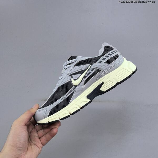 Nike Initiator grey black cream EU 36-45 running shoe