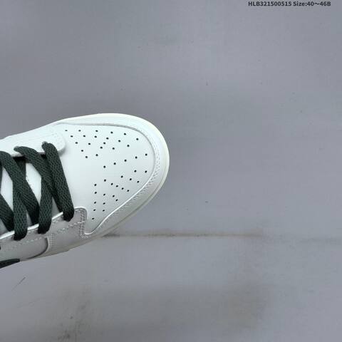 NIKE DUNK SB LOW Lifestyle (BS-60327)