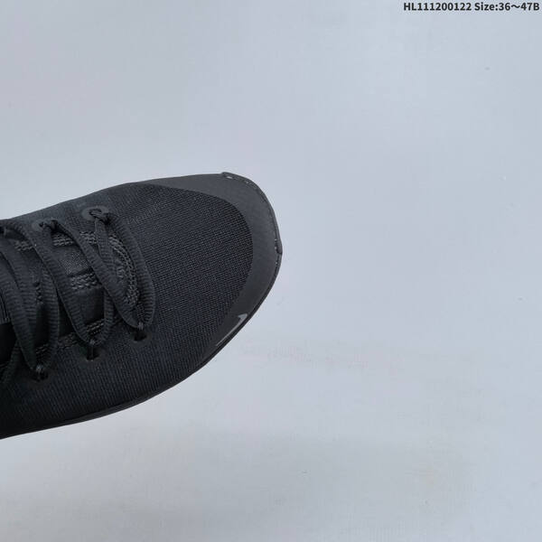 Nike Free Metcon 6 logo lifestyle