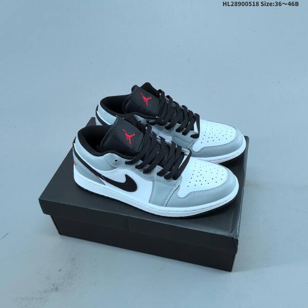 Nike Air Jordan 1 Low white/black/blue 36~46B casual