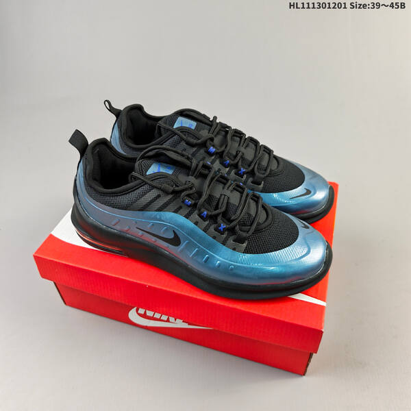 Nike Air Max Axis lifestyle
