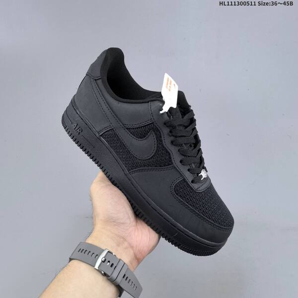 Nike Air Force 1 07 triple black EU 36-45 sneaker