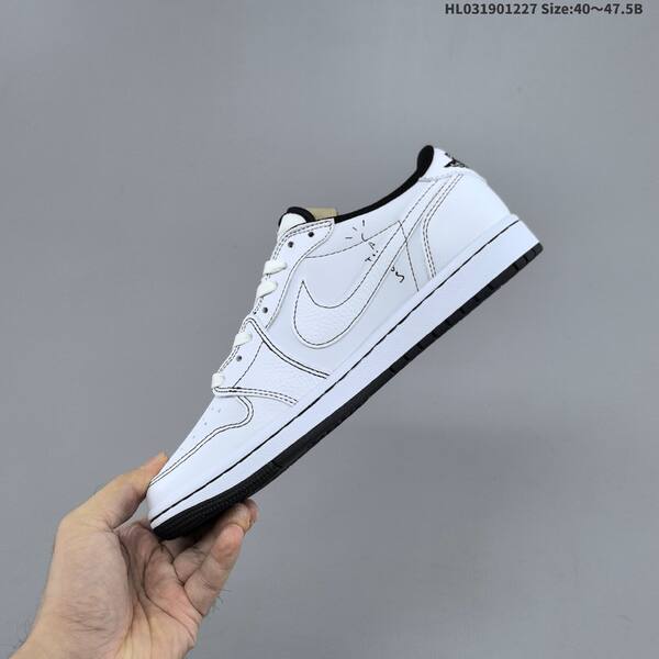 Jordan Air Jordan 1 Low x Travis Scott black/white EU 40-47.5 lifestyle