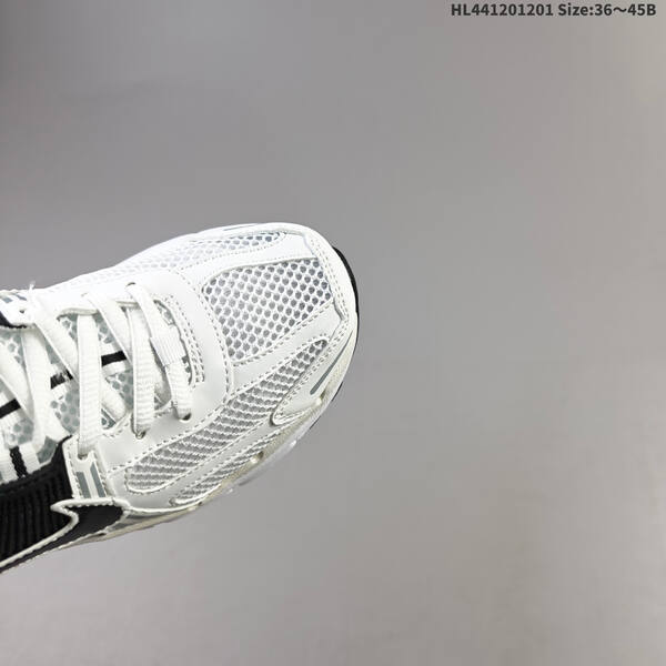 Nike Zoom Vomero 5 white black grey EU 36-45 running shoe