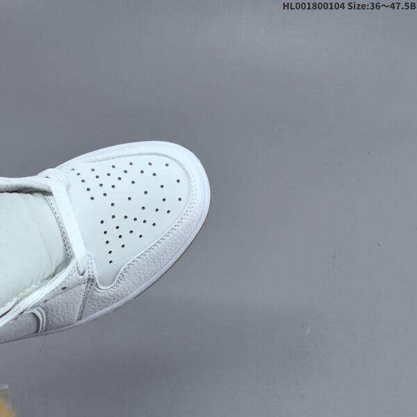 Jordan Air Jordan 1 High OG white and gold EU 36 47 5 basketball lifestyle