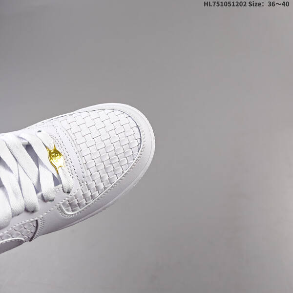 Nike Air Force 1 07 white gold EU 36-40 sneaker