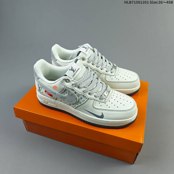 NIKE AIR FORCE 1 07 YX5066-311 S lifestyle