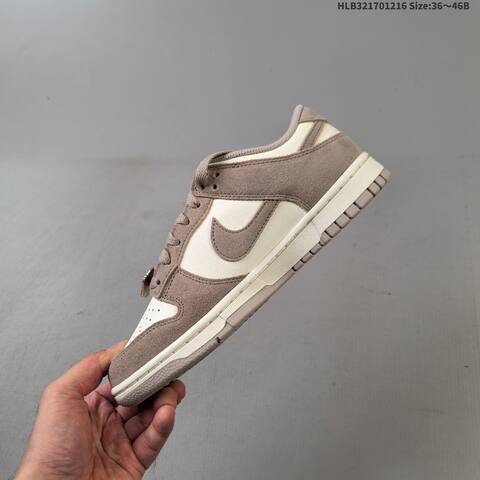 Nike Dunk Low Taupe White Sail Gold EU 36-46 Skate Shoe - Unisex (BS-62642)