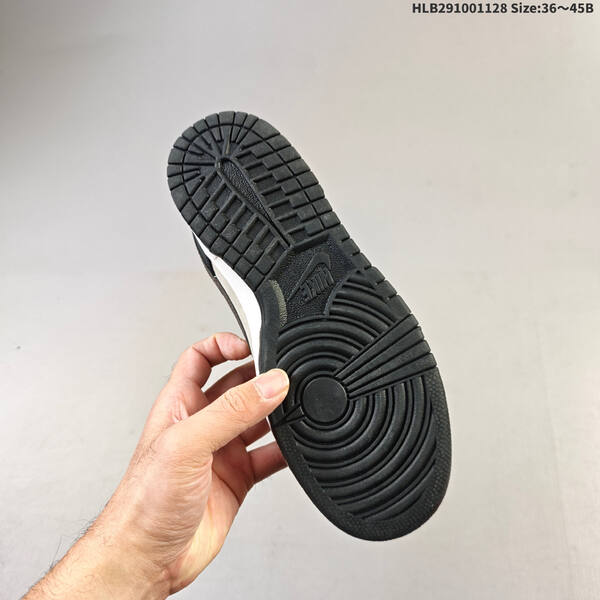 Otomo Katsuhiro x Nike SB Dunk Low Steamboy OST lifestyle