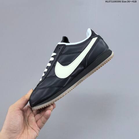 Nike Classic Cortez Nylon Black White Gum EU 36-41 Sneaker - Unisex (BS-61461)