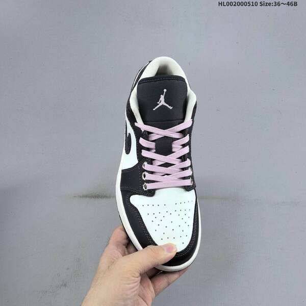 Jordan Air Jordan 1 Low SE black/white with pink laces and iced carmine accents 36~46B lifestyle