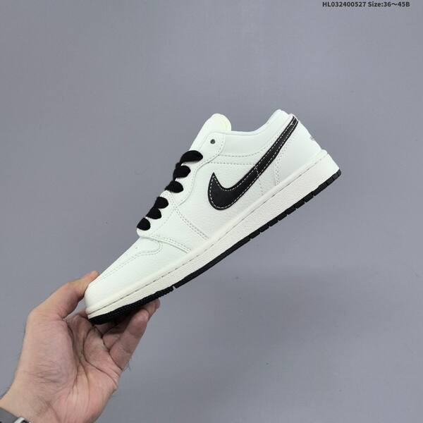 Jordan Air Jordan 1 Low White/Black/Gold EU 36-45 basketball