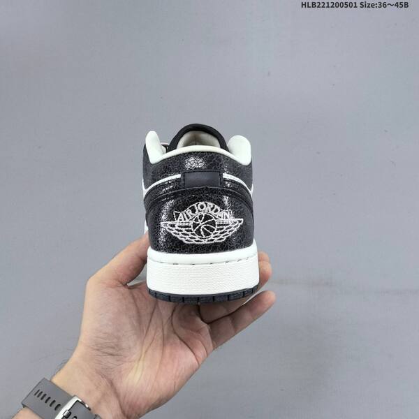Jordan Air Jordan 1 Low White/Black EU 36-45 basketball
