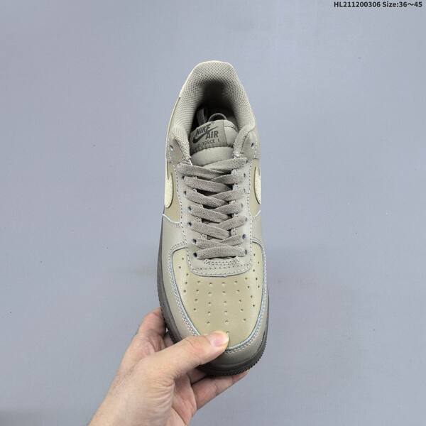 Nike Air Force 1 07 lifestyle
