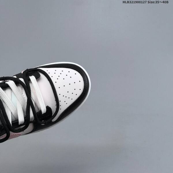 NIKE DUNK SB LOW lifestyle