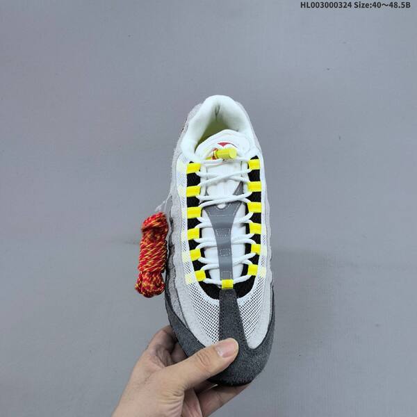 Nike Undefeated x Air Max 95 SP grey black white yellow red EU 40-48 5 sneaker