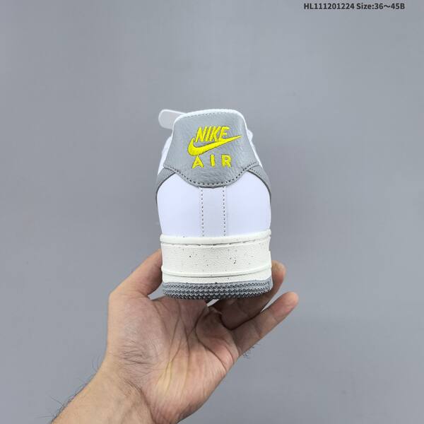 Nike Air Force 1 07 white light grey sail yellow EU 36-45 sneaker