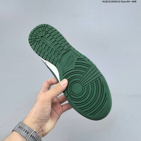 NIKE DUNK SB LOW Lifestyle (BS-60327)