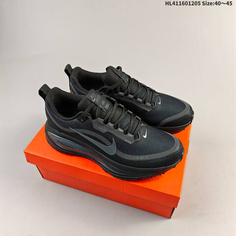 Nike VOMERO 18 GTX Nike VOMERO 18 HQ7001-003HL411601205 Lifestyle (BS-62816)