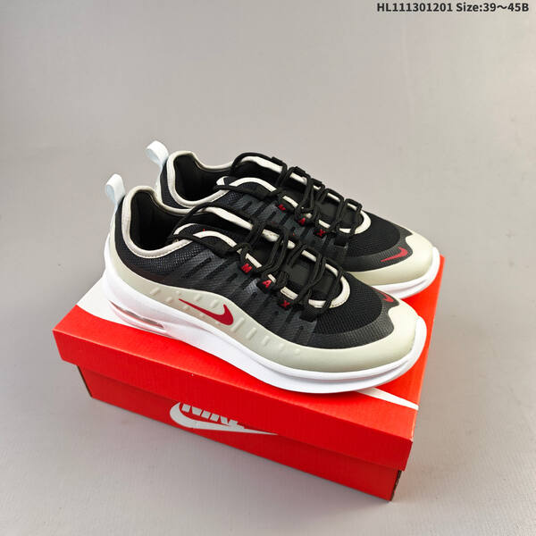 Nike Air Max Axis lifestyle