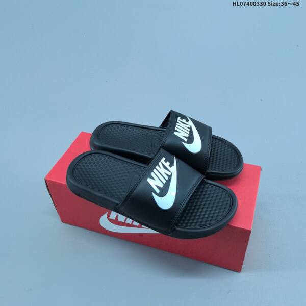 Nike Benassi Swoosh white black EU 36-45 slides