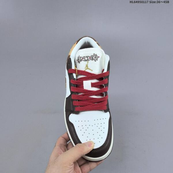 Nike Air Jordan 1 Low OG white/brown/red with cow-print accents EU 36-45 lifestyle