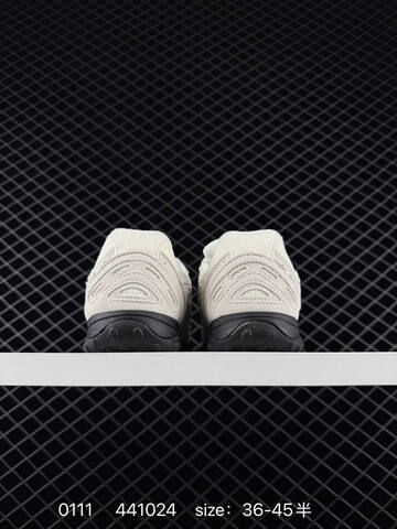 New Balance 204 Off White Black EU 36-45 Sneaker - Unisex (BS-82403)