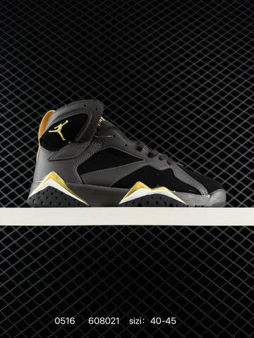 Other Jordan Max Aura 4 AA2494 40-45 608021 105 Lifestyle - Men's (BS-79272)