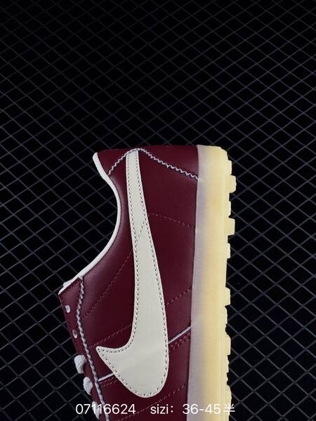 Nike Astro Grabber II1259-200 burgundy cream EU 36-45 casual lifestyle