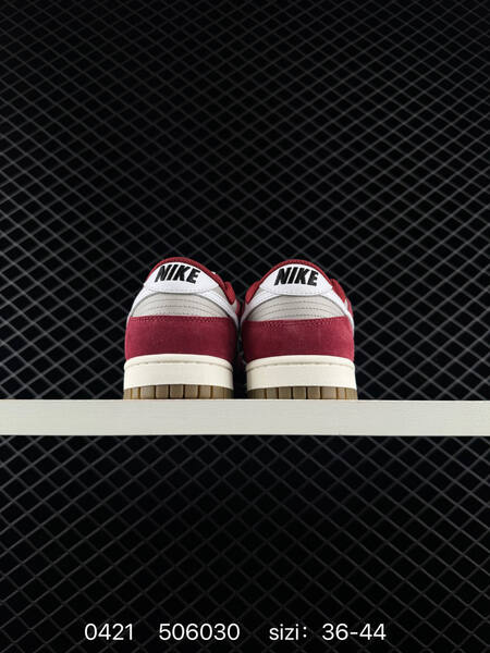 Nike Dunk Low Retro SE Grey Team Red White Sail Gum EU 36-44 lifestyle