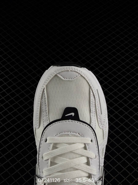Nike V2K Runtekk white black EU 35 5-45 running