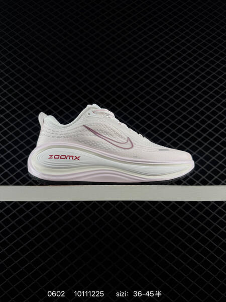 Nike Vomero Plus ReactX Air Zoom lifestyle