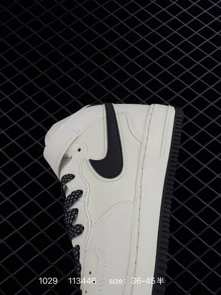 Nike Air Force 1 07 white black EU 36-45 lifestyle