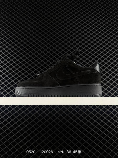 Nike Air Force 1 07 Low all black EU 36-45 skate