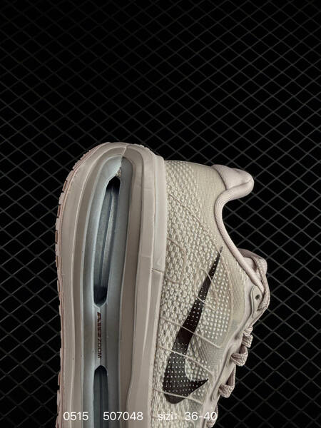 Nike Air Zoom Vomero Premium light pink grey black EU 36-40 running