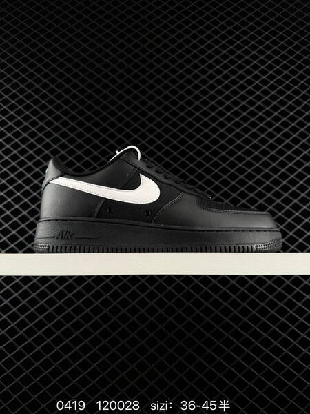 Nike Air Force 1 07 Black with white Swoosh EU 36-45 lifestyle