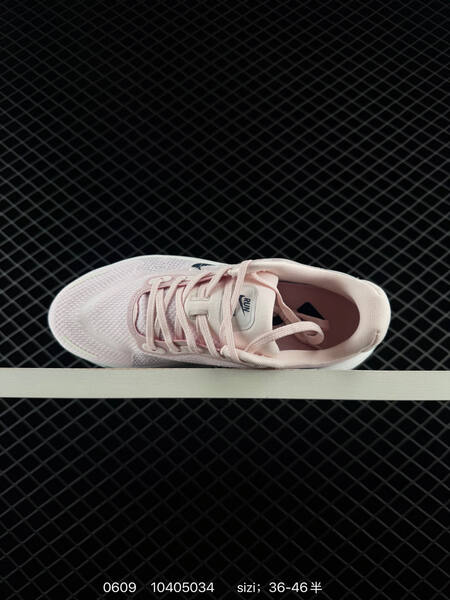 Nike VOMERO PREMIUM ReactX Air Zoom lifestyle