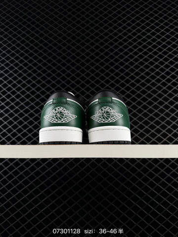 Jordan Air Jordan 1 Low 553558-128 35 5 36 36 5 37 38 5 39 40 40 5 41 42 42 5 43 44 Lifestyle - Unisex (BS-78902)