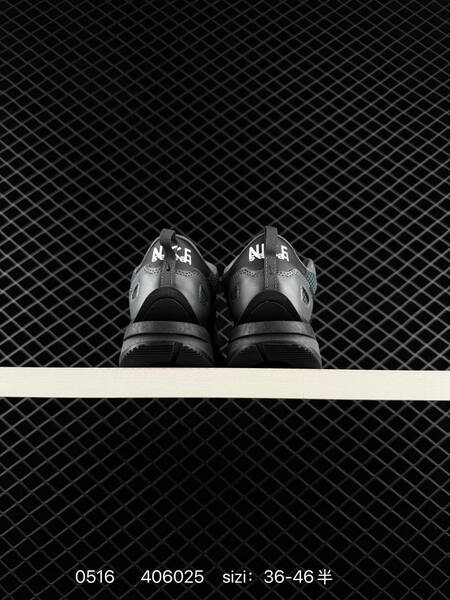 Nike Vaporwaffle Sacai black dark grey white EU 36-46 lifestyle
