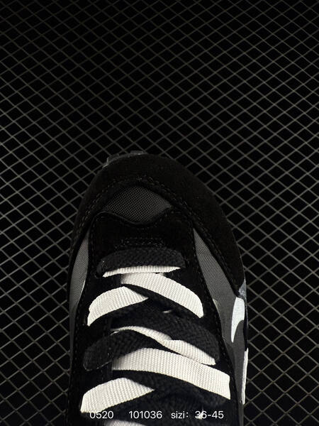 Nike Vaporwaffle Sacai black white grey EU 36-45 lifestyle