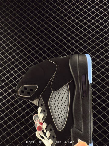 Jordan Air Jordan 5 Wings IO2038-001 Black Grey White Red Blue EU 40-47 Basketball Shoe - Men's (BS-81002)