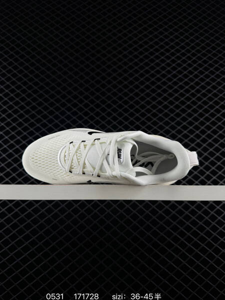 Nike Vomero 18 ReactX Air Zoom Rea lifestyle